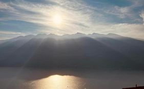 CASA CRISTINA Vista lago - e vasca idromassaggio ad uso esclusivo