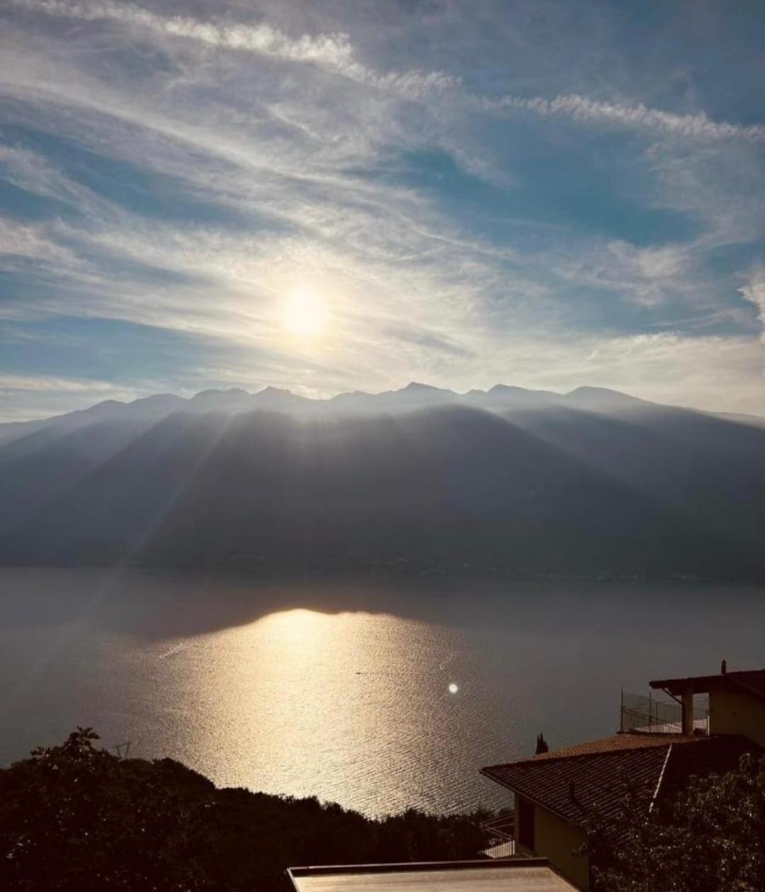 CASA CRISTINA Vista lago - e vasca idromassaggio ad uso esclusivo Tignale Esterno foto